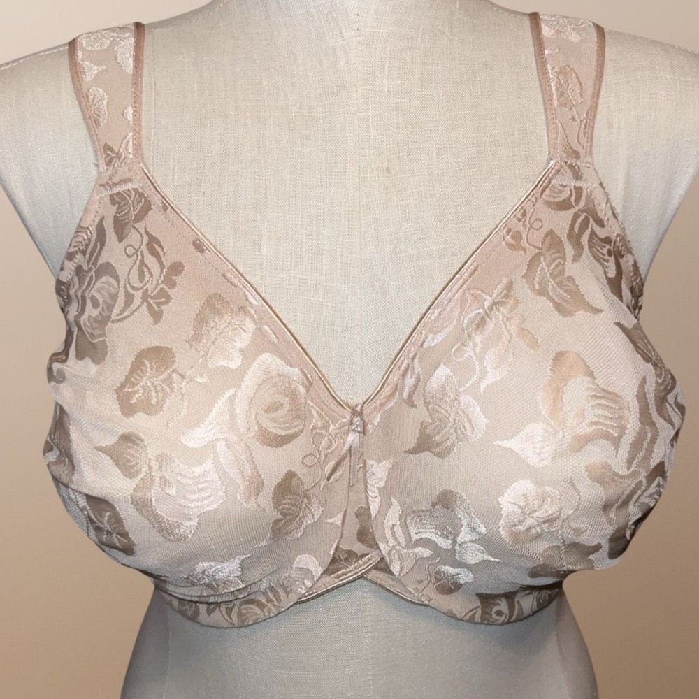 Wacoal Wide Strap Lined Non Molded Bra Size 40G